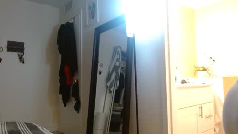 Snapshot of colbymoney chatting on 18, 9, 2025 Colby big dick money online show from 18, 9, 2025