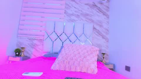Snapshot of colett_hall chatting on 14, 5, 2026 colett online show from 14, 5, 2026