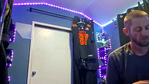 colevan2390 online show from 22, 11, 2025