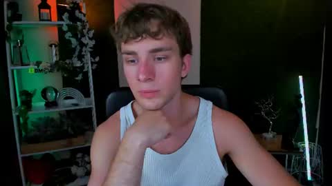 Snapshot of colin_storm chatting on 21, 6, 2026 colin online show from 21, 6, 2026