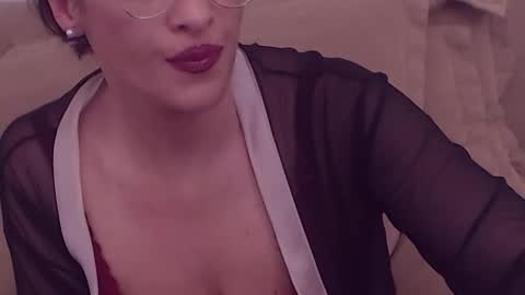 Snapshot of college_dream_bbw chatting on 1, 5, 2026 Maddison online show from 1, 5, 2026