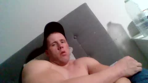 Snapshot of college_muscle chatting on 29, 1, 2025 foreverxshredded online show from 29, 1, 2025