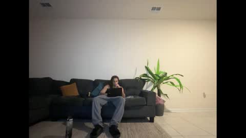 Snapshot of collegeitalian chatting on 24, 5, 2026 Adonis of online show from 24, 5, 2026
