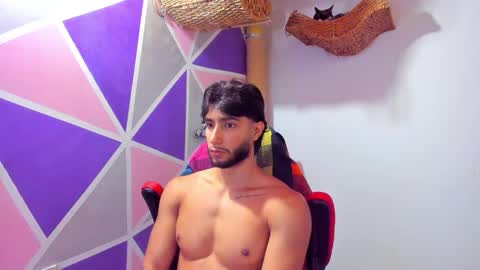 Snapshot of collins_emmett chatting on 23, 2, 2026 EMMETT COLLINS online show from 23, 2, 2026