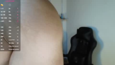 Snapshot of colombianmuscle8 chatting on 11, 9, 2025 colombianmuscle8 online show from 11, 9, 2025