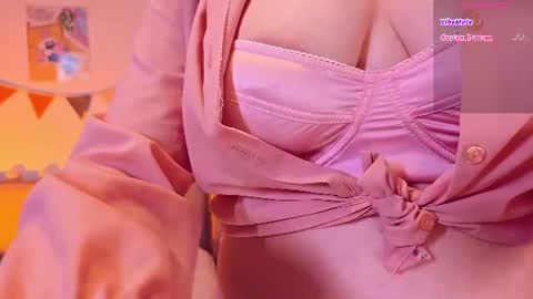 Snapshot of come_in_bed chatting on 22, 7, 2026 Audrey online show from 22, 7, 2026