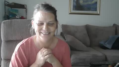 Snapshot of comebackpussy chatting on 10, 3, 2025 comeback pussy online show from 10, 3, 2025