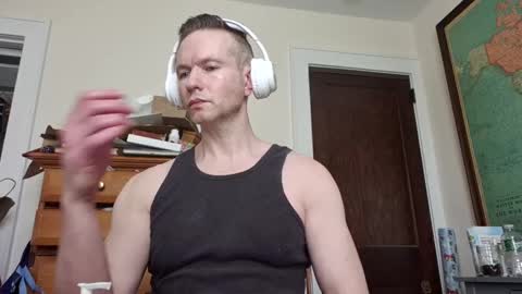 Snapshot of comecontrol chatting on 2, 3, 2025 comecontrol online show from 2, 3, 2025