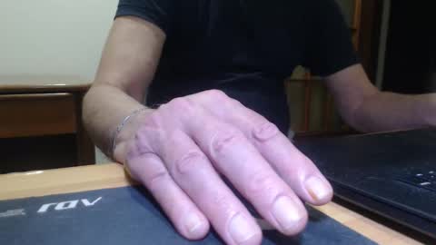 Snapshot of comemivuoi2 chatting on 12, 4, 2026 comemivuoi2 online show from 12, 4, 2026