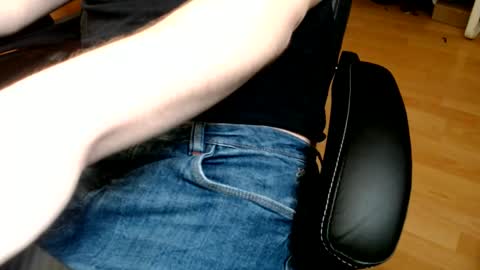 Snapshot of commanderchip chatting on 4, 3, 2025 commanderchip online show from 4, 3, 2025