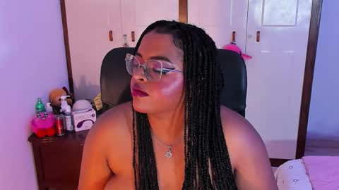 conielaurenth online show from 15, 9, 2025