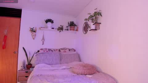 Snapshot of connie_deep chatting on 3, 1, 2025 connie online show from 3, 1, 2025