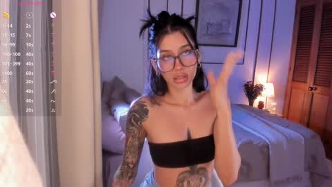 Snapshot of connie_deep chatting on 10, 9, 2025 connie online show from 10, 9, 2025