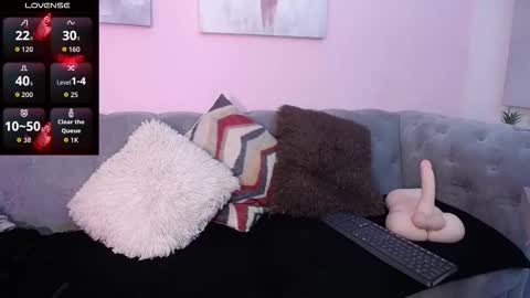 Snapshot of connie_haze chatting on 28, 11, 2025 Connie online show from 28, 11, 2025