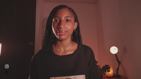 Snapshot of connie_west0 chatting on 14, 12, 2024 independent model online show from 14, 12, 2024