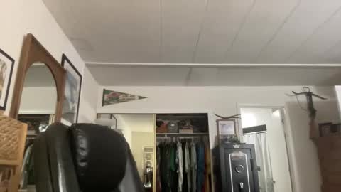 cookoosnest online show from 4, 10, 2025