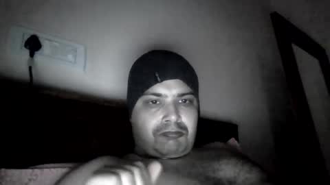 Cool Breeze09 online show from 28, 2, 2025