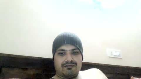 Cool Breeze09 online show from 15, 10, 2025