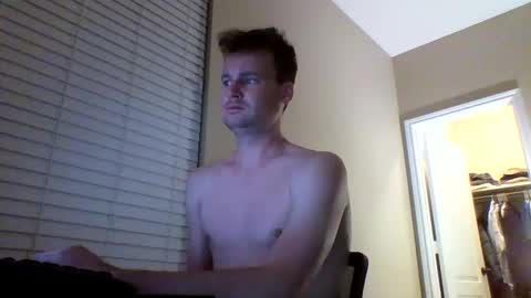 Snapshot of cooldude122222 chatting on 15, 12, 2024 cooldude122222 online show from 15, 12, 2024