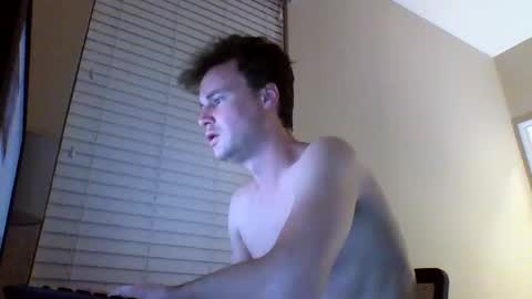 Snapshot of cooldude122222 chatting on 2, 2, 2025 cooldude122222 online show from 2, 2, 2025