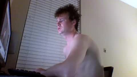 Snapshot of cooldude122222 chatting on 6, 3, 2025 cooldude122222 online show from 6, 3, 2025