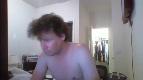 Snapshot of cooldude122222 chatting on 28, 9, 2025 cooldude122222 online show from 28, 9, 2025