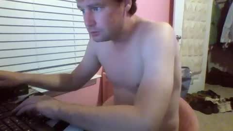 Snapshot of cooldude122222 chatting on 8, 10, 2025 cooldude122222 online show from 8, 10, 2025