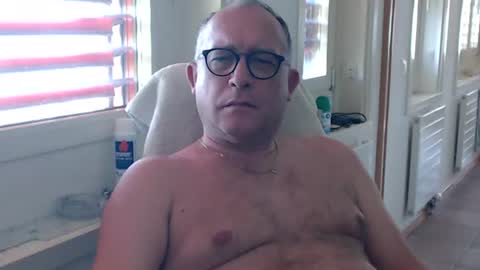 Snapshot of coquin369 chatting on 9, 8, 2026 Coquin369 online show from 9, 8, 2026