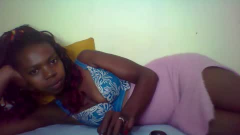 Snapshot of coquine_lara chatting on 22, 4, 2026 coquine_lara online show from 22, 4, 2026