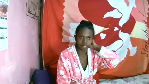 Snapshot of coquine_lara chatting on 6, 5, 2026 coquine_lara online show from 6, 5, 2026