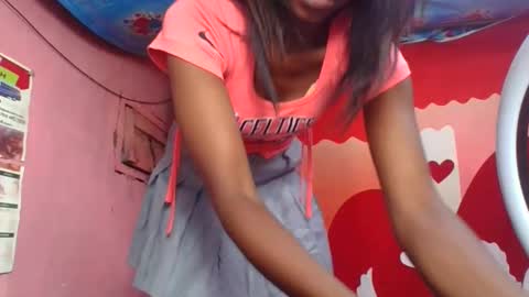 Snapshot of coquine_lara chatting on 14, 5, 2026 coquine_lara online show from 14, 5, 2026
