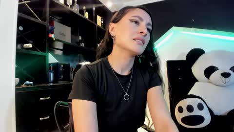 Coral  online show from 25, 2, 2025