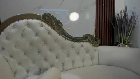 Coralie Bronson online show from 23, 11, 2025