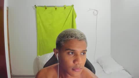 Snapshot of corzoethan chatting on 2, 6, 2026 Ethan online show from 2, 6, 2026