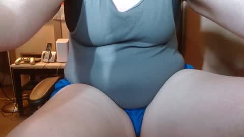 Snapshot of cosmicjones88 chatting on 12, 1, 2025 cosmicjones88 online show from 12, 1, 2025