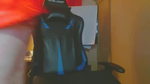 Snapshot of cosmicjones88 chatting on 5, 2, 2025 cosmicjones88 online show from 5, 2, 2025