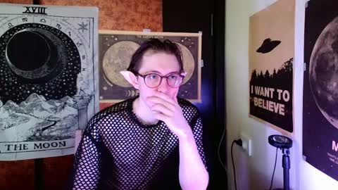 Snapshot of cosmonudes chatting on 24, 12, 2024 Barry online show from 24, 12, 2024