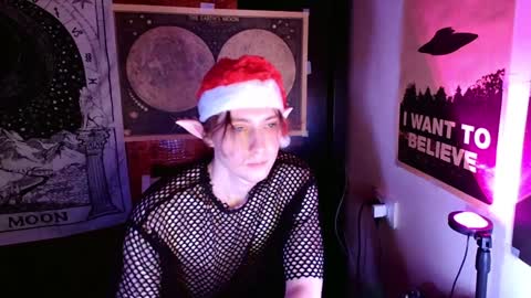 Snapshot of cosmonudes chatting on 24, 12, 2024 Barry online show from 24, 12, 2024