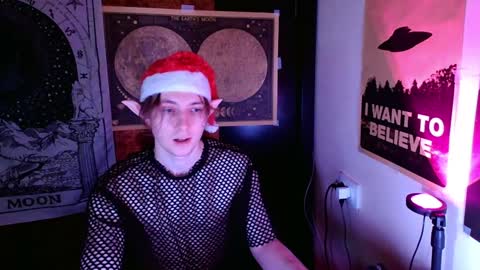 Snapshot of cosmonudes chatting on 25, 12, 2024 Barry online show from 25, 12, 2024