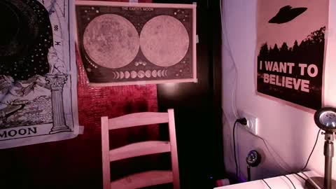 Snapshot of cosmonudes chatting on 11, 1, 2025 Barry online show from 11, 1, 2025