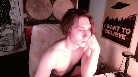 Snapshot of cosmonudes chatting on 23, 1, 2025 Barry online show from 23, 1, 2025