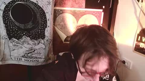 Snapshot of cosmonudes chatting on 19, 9, 2025 Barry online show from 19, 9, 2025