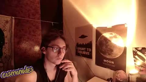 Snapshot of cosmonudes chatting on 9, 11, 2025 Barry online show from 9, 11, 2025