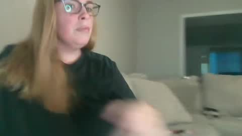 Snapshot of countrylovin2018 chatting on 20, 10, 2025 Fallen Angel 21 online show from 20, 10, 2025