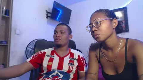 couple_hot0240129 online show from 5, 12, 2025