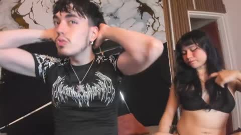 couple_in_heat_ online show from 10, 4, 2026