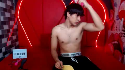 MIA LIZ AND SAM online show from 3, 10, 2025