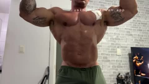 couplemuscle40 online show from 17, 3, 2026