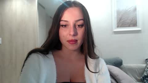 Courtney online show from 3, 10, 2025