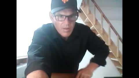 Snapshot of crackback927 chatting on 8, 6, 2026 crackback927 online show from 8, 6, 2026